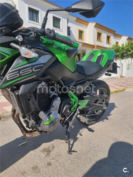 Kawasaki Z650 – Vista 6