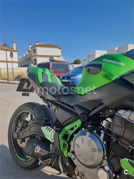 Kawasaki Z650 – Vista 7