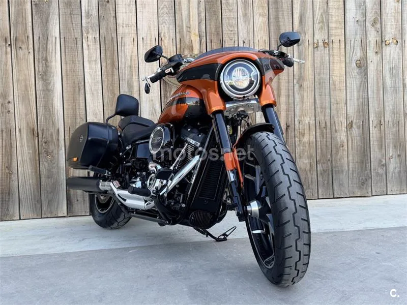 Harley-Davidson Sport Glide – Vista 15