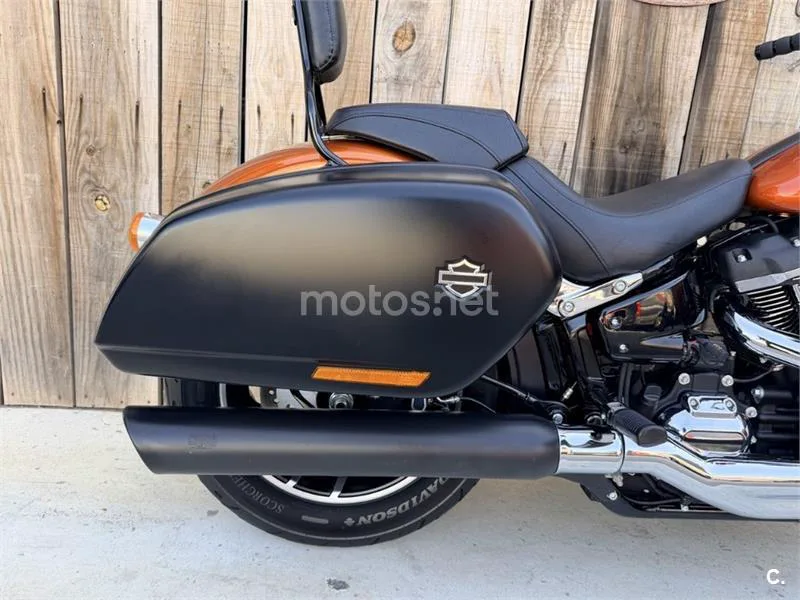 Harley-Davidson Sport Glide – Vista 17
