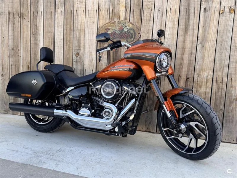 Harley-Davidson Sport Glide – Vista 22