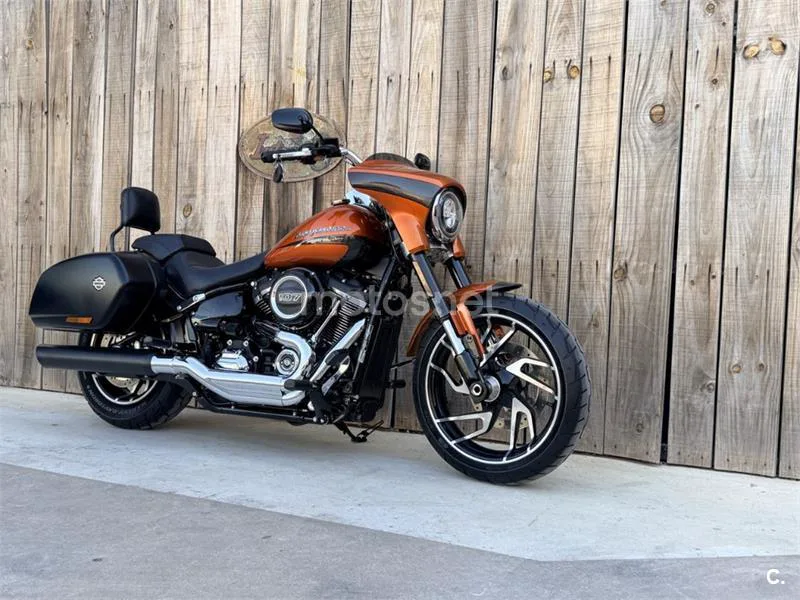 Harley-Davidson Sport Glide – Vista 23