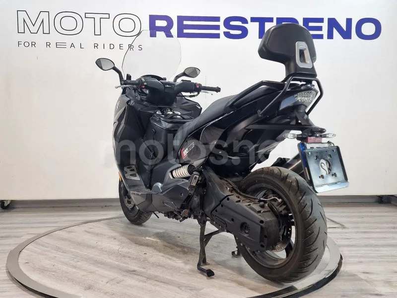 BMW C 650 – Vista 3