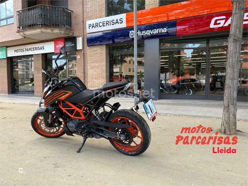 KTM 125 – Vista 3