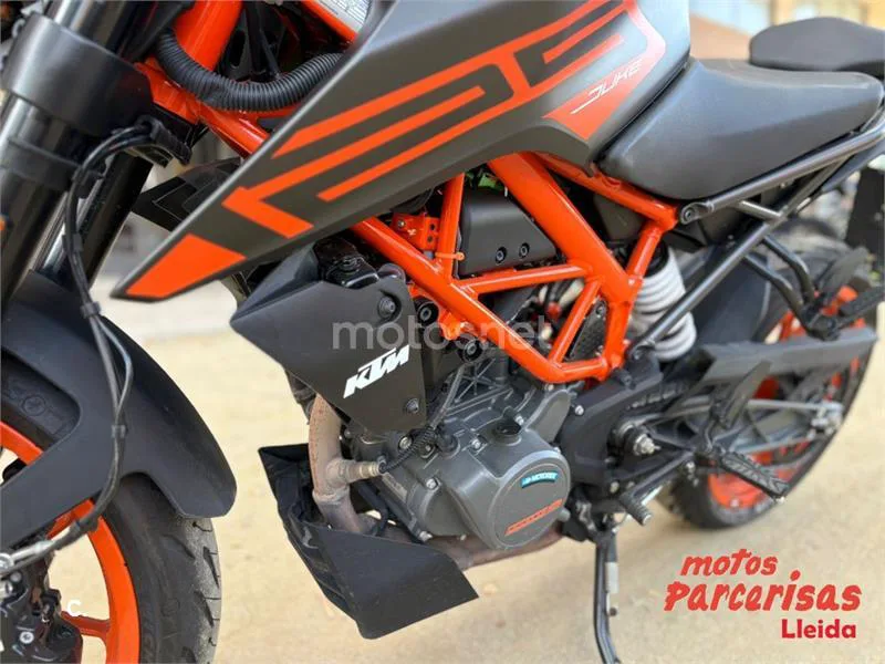 KTM 125 – Vista 6