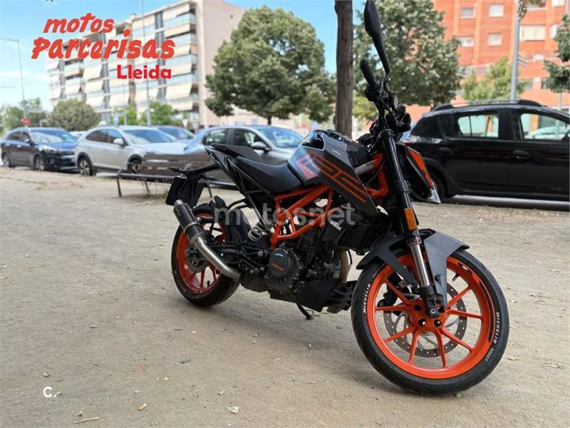KTM 125 – Vista 10