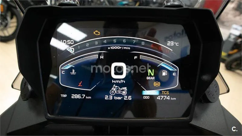 Voge 900 DSX – Vista 7