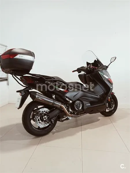 Yamaha TMAX 530 – Vista 5