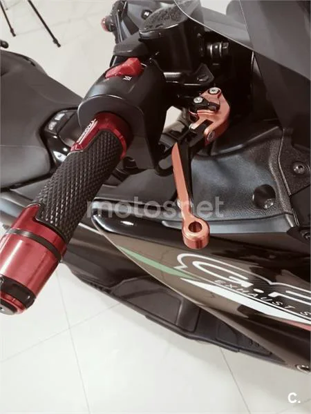 Yamaha TMAX 530 – Vista 10