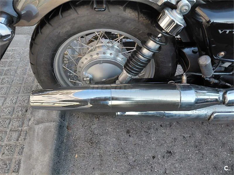 Honda VT 750 S – Vista 4