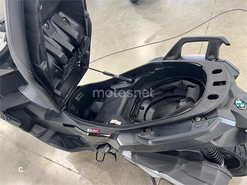 BMW C 400 X – Vista 24