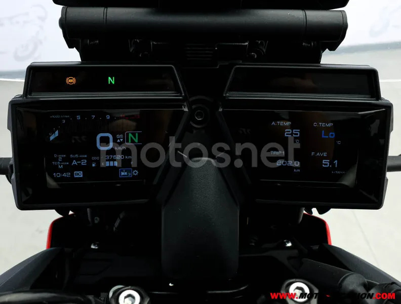 Yamaha Tracer 9 – Vista 6