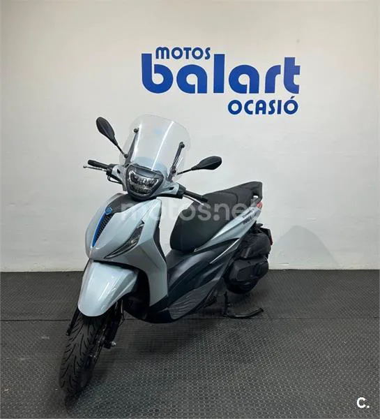 Piaggio Beverly S 400 5500 € 2025 Barcelona - 1