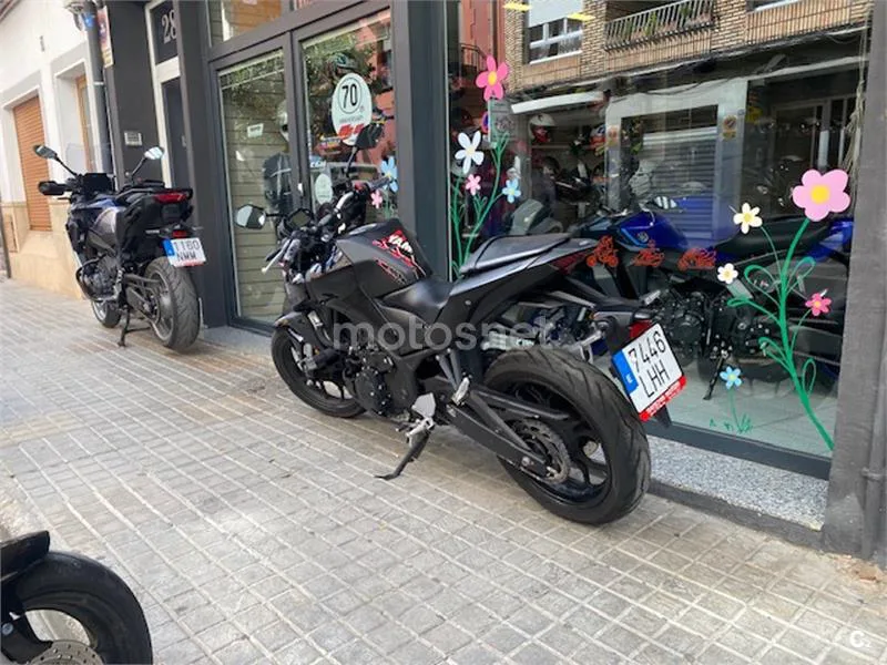 Yamaha MT-03 – Vista 7