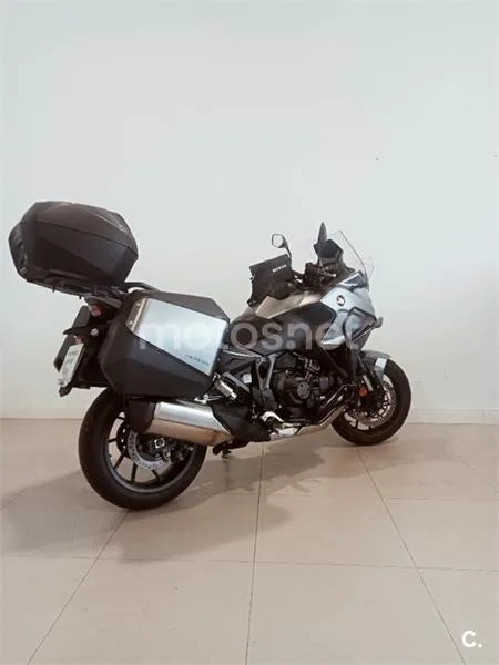 Honda NT1100 – Vista 5