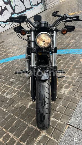 Harley-Davidson Sportster Forty-Eight – Vista 4