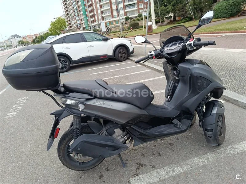 Piaggio MP3 – Vista 4