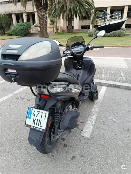 Piaggio MP3 – Vista 5