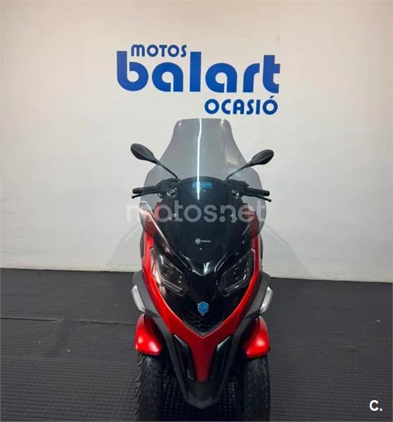 Piaggio MP3 400 Sport – Vista 5