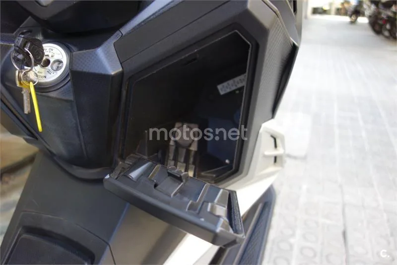 SYM Cruisym – Vista 13