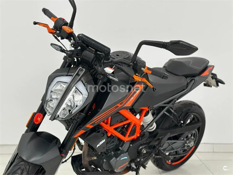 KTM 125 – Vista 6
