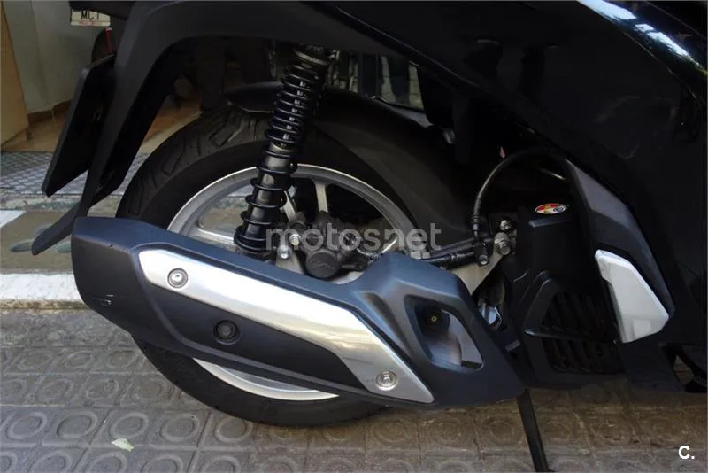 Honda SH 125i – Vista 3