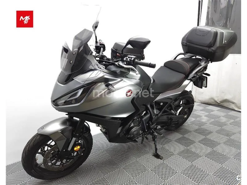 Honda NT1100 – Vista 19