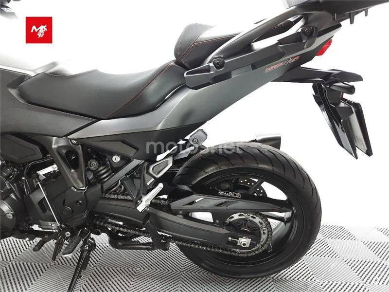 Honda NT1100 – Vista 22