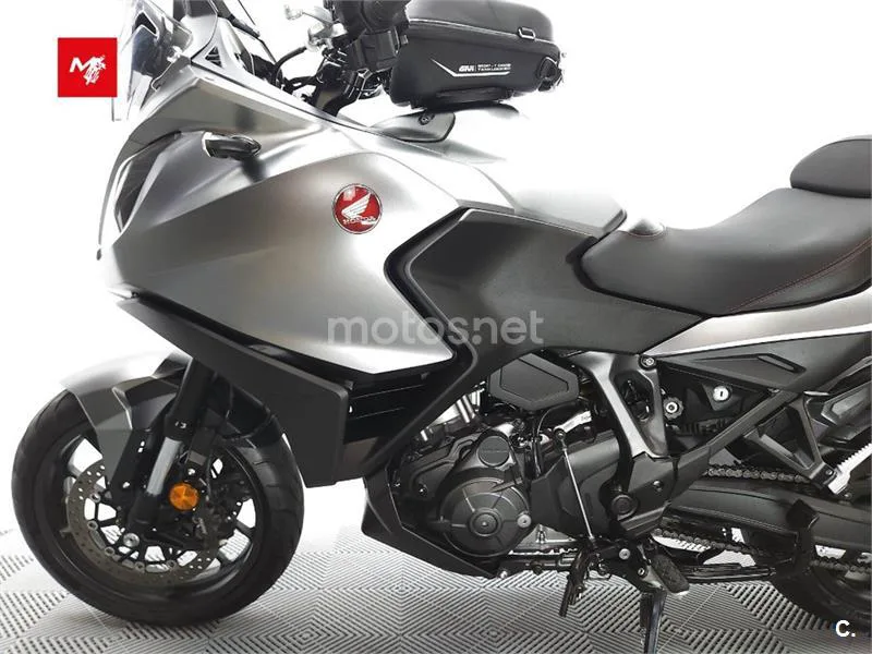 Honda NT1100 – Vista 23