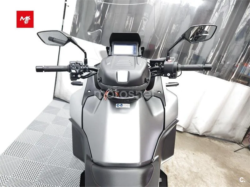 Honda NT1100 – Vista 7