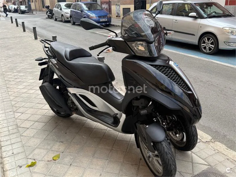 Piaggio MP3 Yourban 300 LT Sport – Vista 5