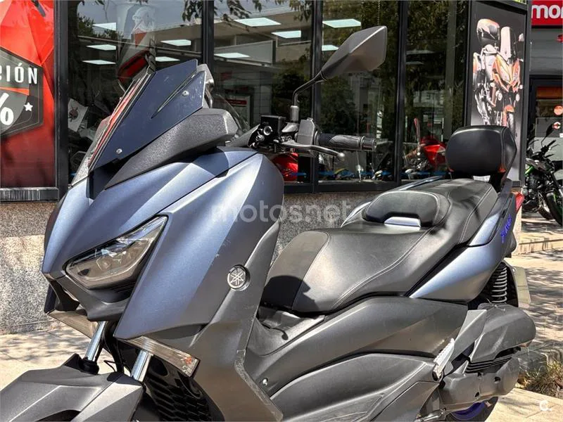 Yamaha XMAX 125 - Vista 11