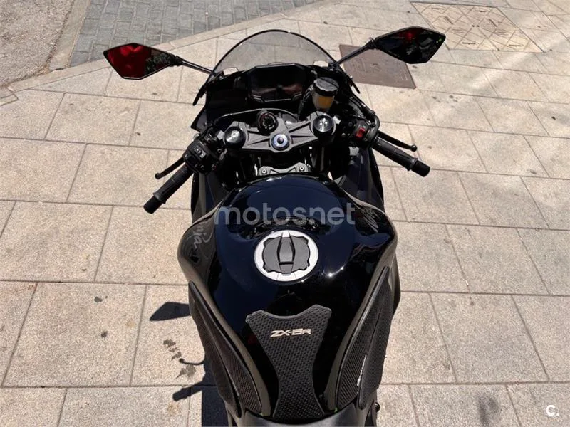 Kawasaki Ninja ZX-6R – Vista 12