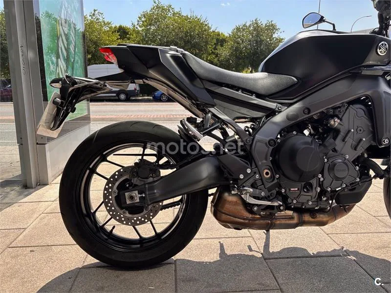 Yamaha MT-09 - Vista 8