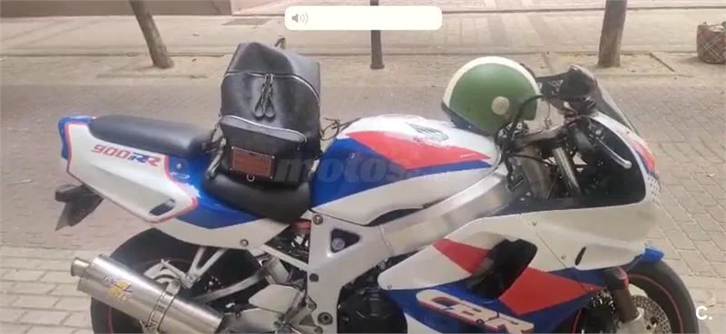 Honda CBR 900 RR Fireblade – Vista 4
