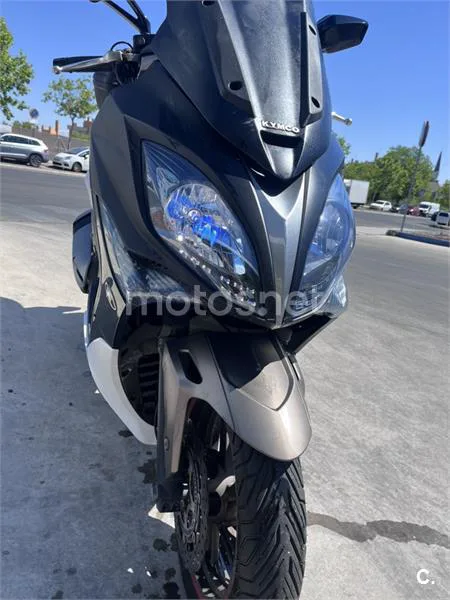 Kymco Xciting 400 – Vista 3