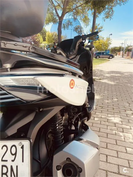 Kymco Xciting 400 – Vista 7