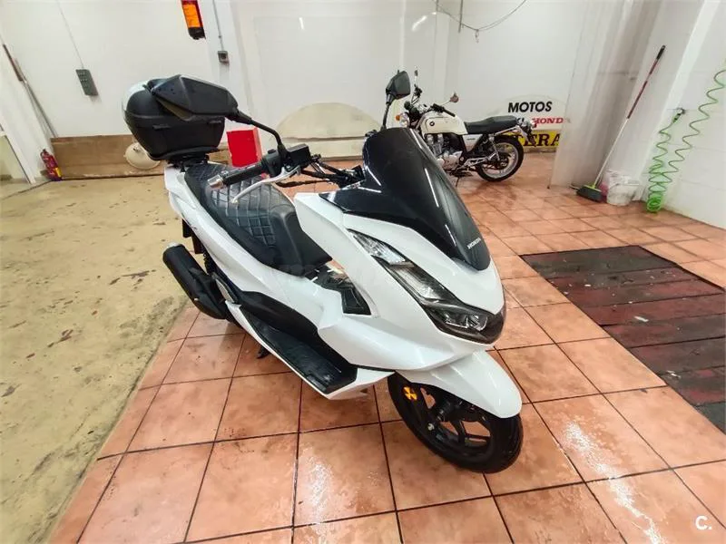 Honda PCX 125 – Vista 6