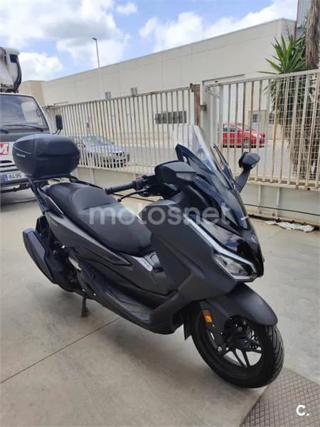 Honda Forza 350 – Vista 2
