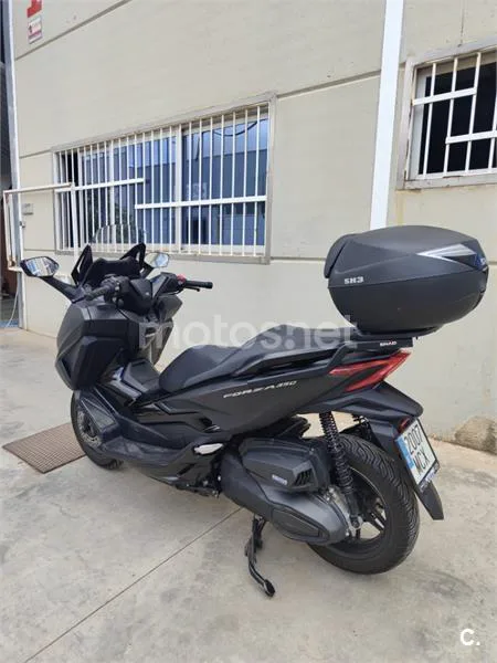 Honda Forza 350 – Vista 3