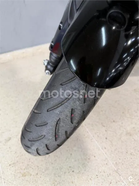 Honda CB 125 R – Vista 5