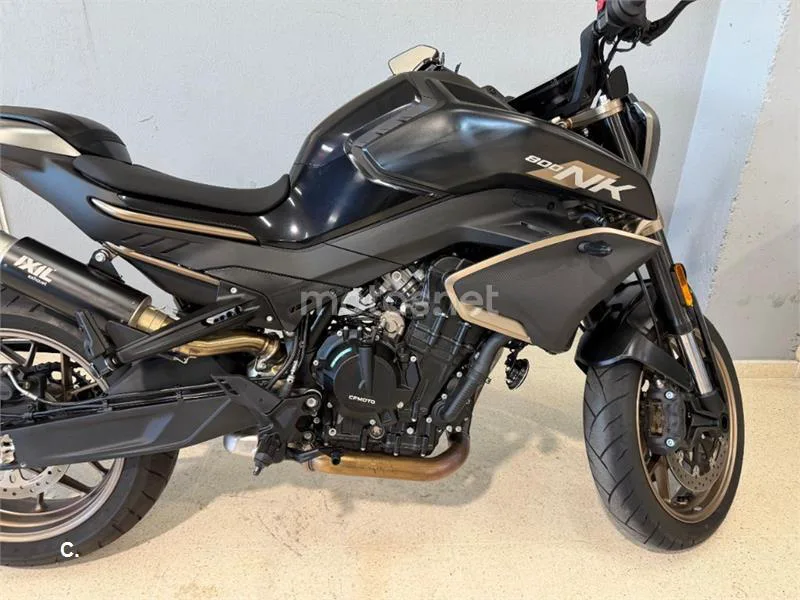 CFMOTO 800 NK Advanced – Vista 9