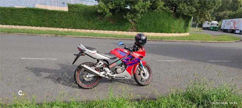 Honda CBR 125R – Vista 3
