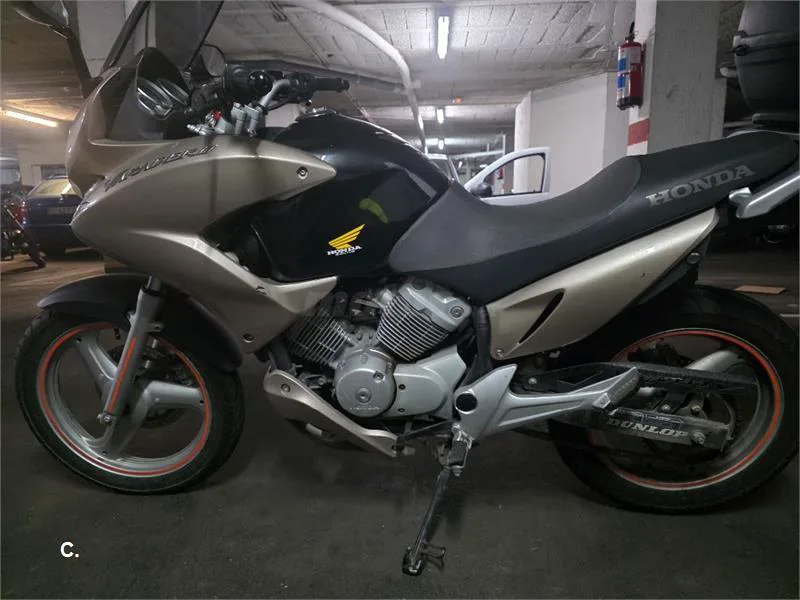 Honda XL 125 V Varadero – Vista 3