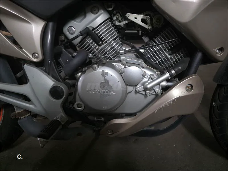 Honda XL 125 V Varadero – Vista 8