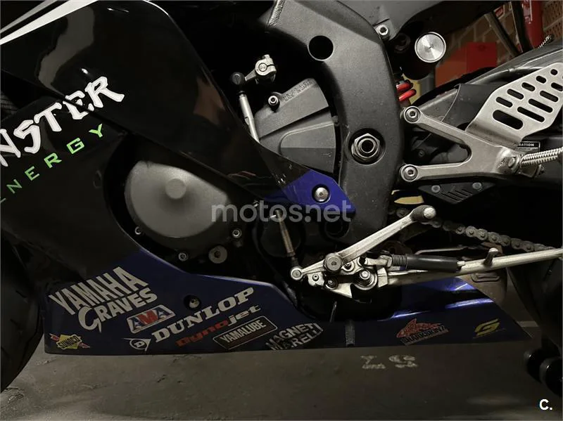 Yamaha YZF-R6 - Vista 10