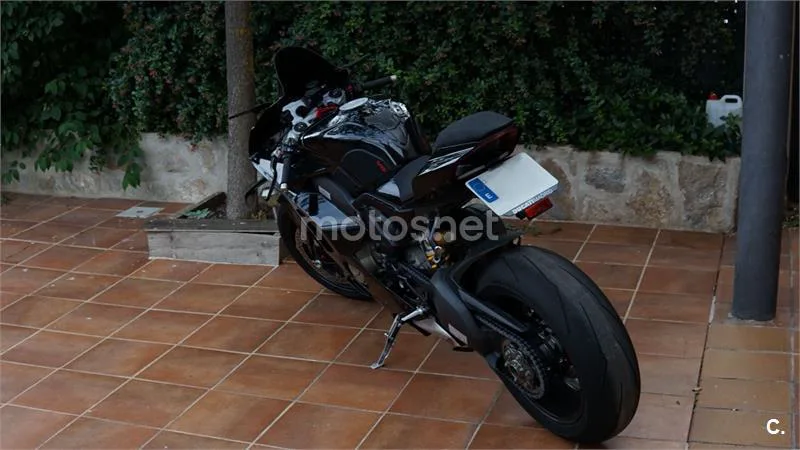 Ducati Panigale V4 - Vista 5