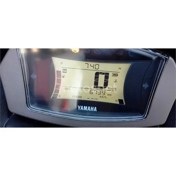 Yamaha NMAX – Vista 5