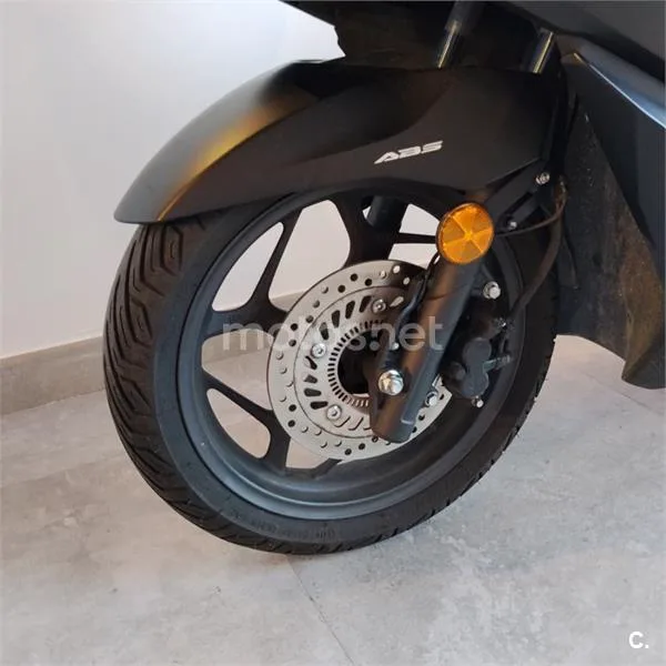 Honda PCX 125 – Vista 15