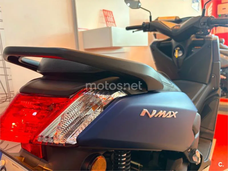 Yamaha NMAX – Vista 8